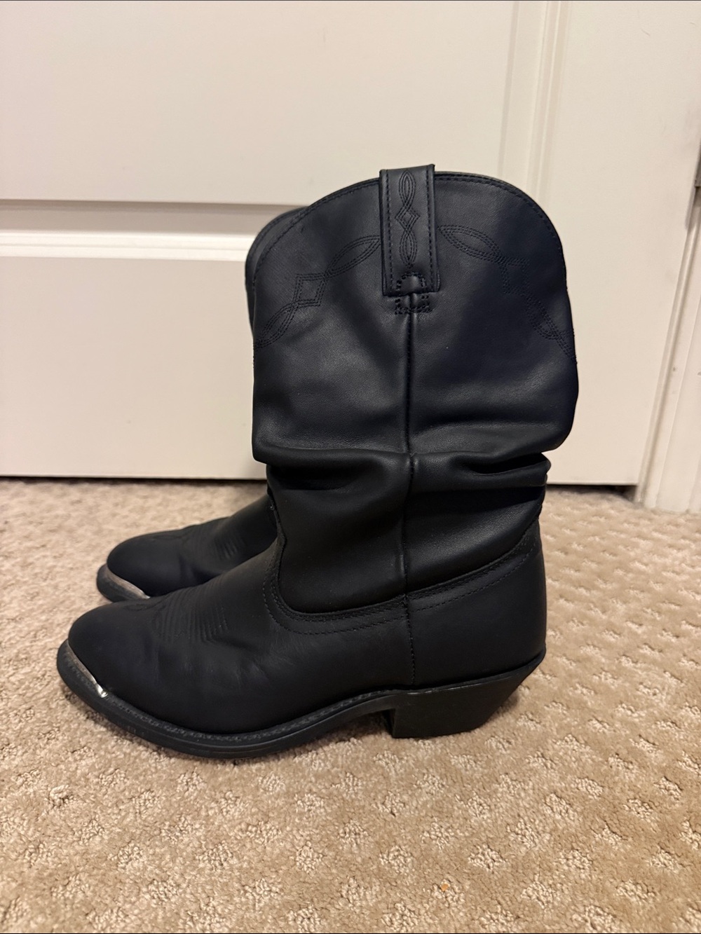 Women’s black cowboy boots - Shyanne - Picture 2 of 6